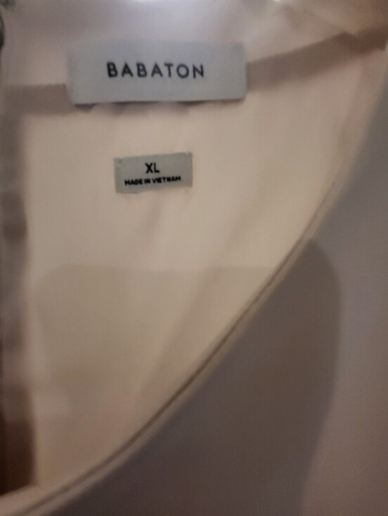 Babaton Dresses & Skirts - Babaton V-Neck Shell in Soft Blush